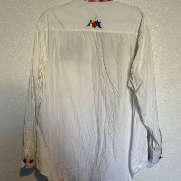 Vintage Disney Winnie the Pooh Embroidered Button Down - Picture 3 of 8